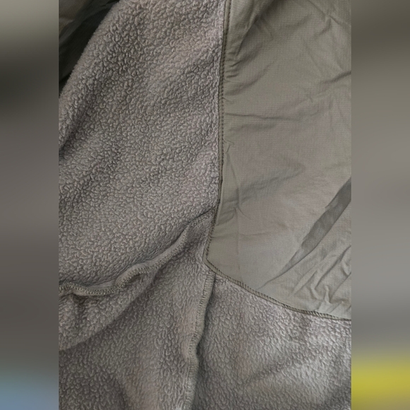 Mountain Hardware Kor Strata Climbing hooded jacket - Picture 8 of 9